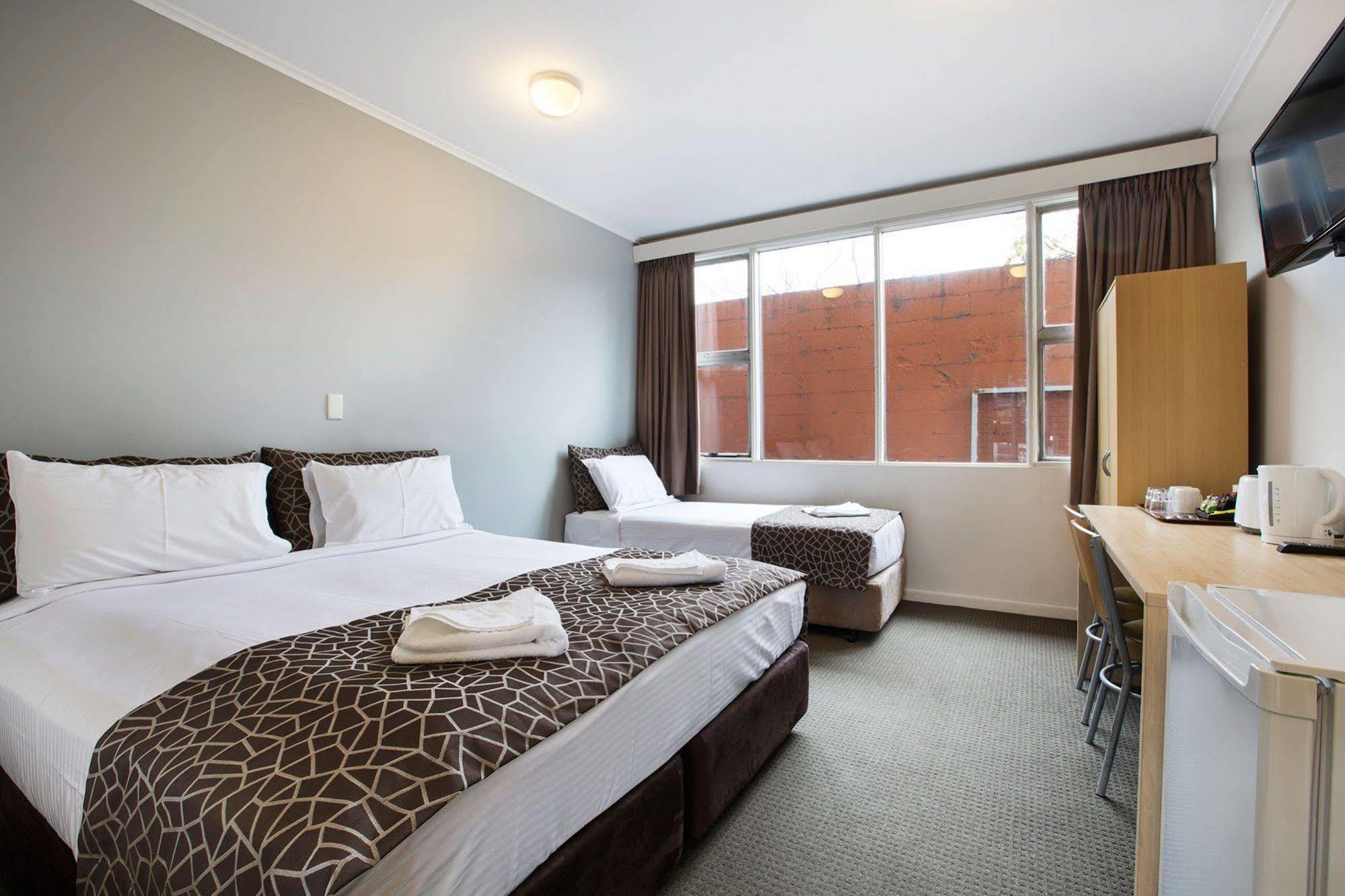 Meadow Inn Hotel-Motel Melbourne Ngoại thất bức ảnh